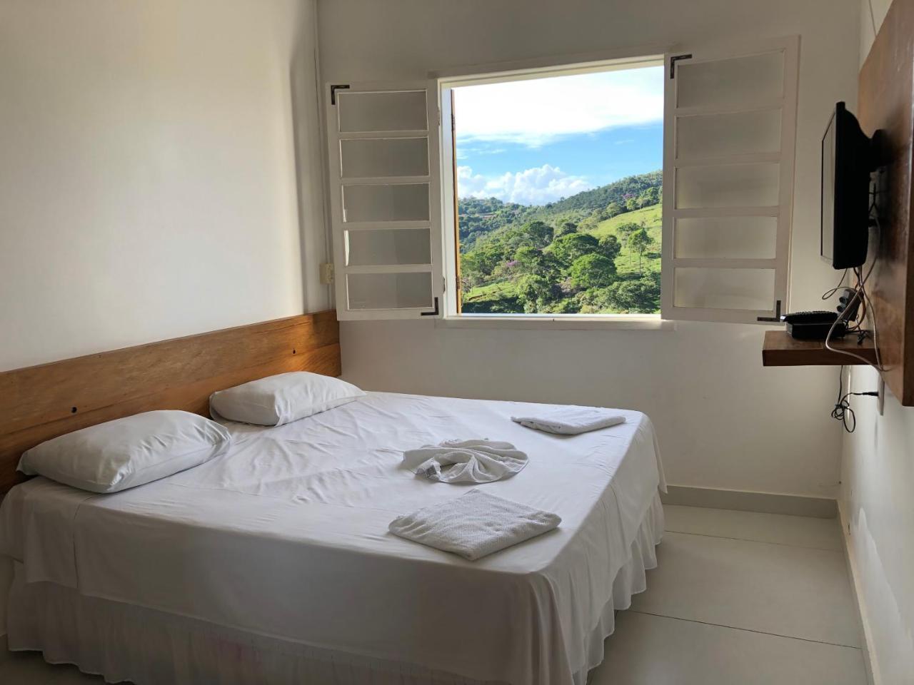 Pousada Mariana Serro  Buitenkant foto